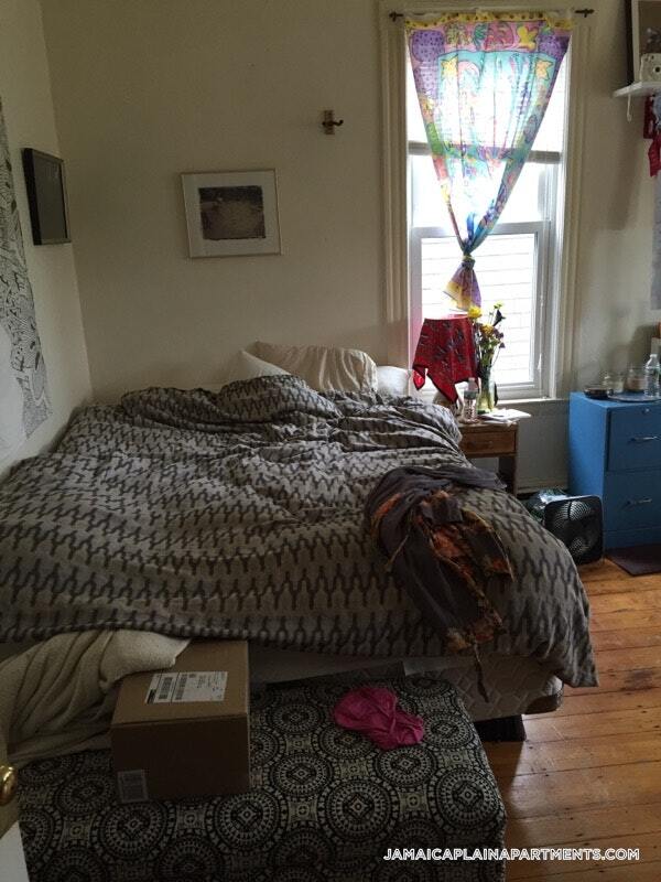 Building Photo - 108 Hyde Park Ave