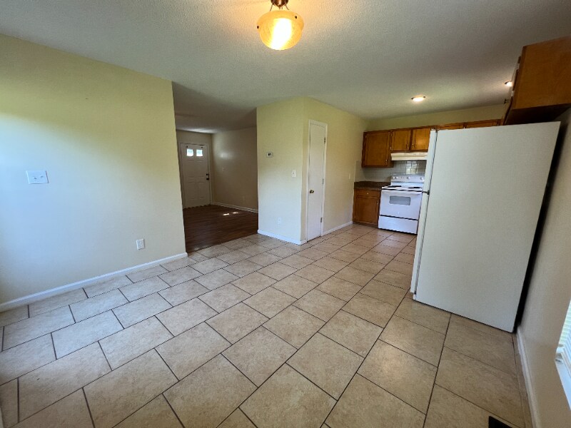 Building Photo - 1317 Kearns Alley