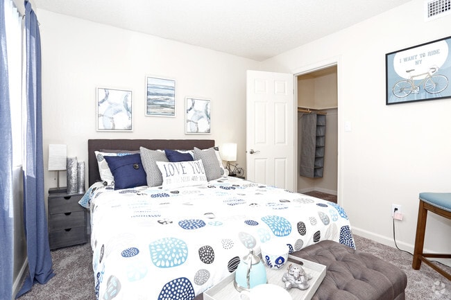 Interior Photo - Villa Regia Apartments