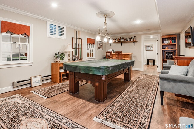 Building Photo - 2 Bramble Bush