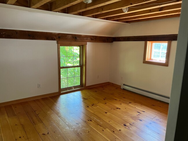 Master Bedroom - 18 Maple Ave