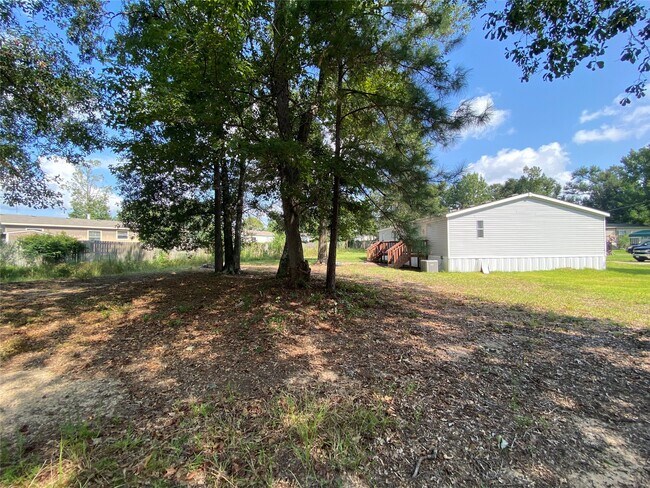 Building Photo - 9635 Cedar Ridge Ct