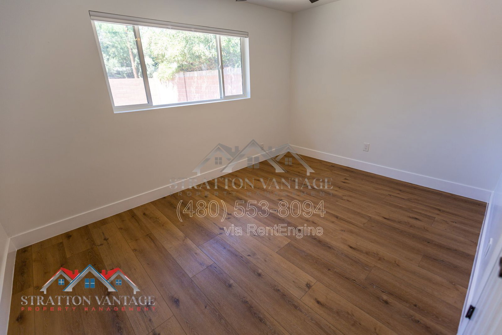 Building Photo - 4826 E Avalon Dr