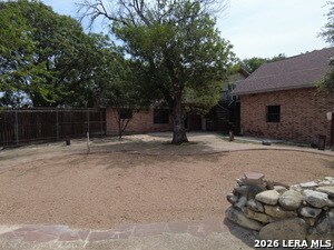 Building Photo - 972 Barbarosa Rd