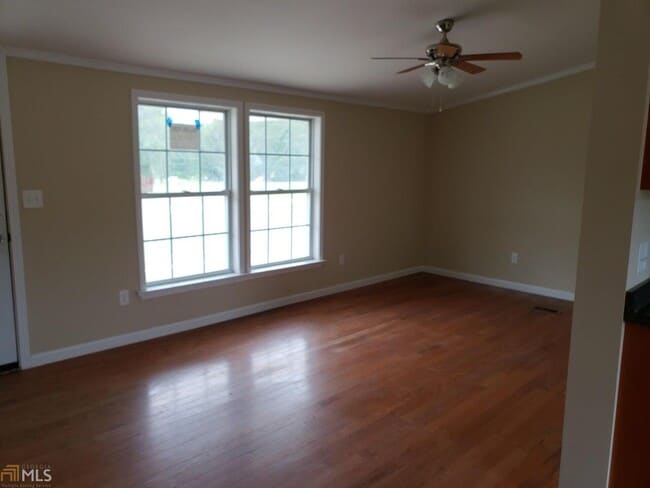 Building Photo - 4005 Candy Ln