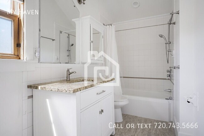 Building Photo - 771 Steele St