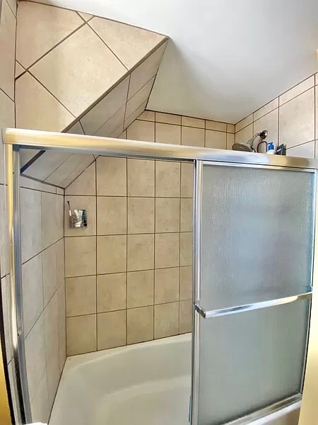 Building Photo - 361 Bates Ave