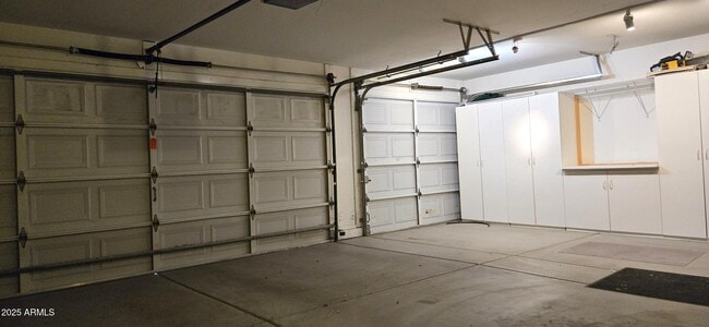 Building Photo - 4117 W Menadota Dr