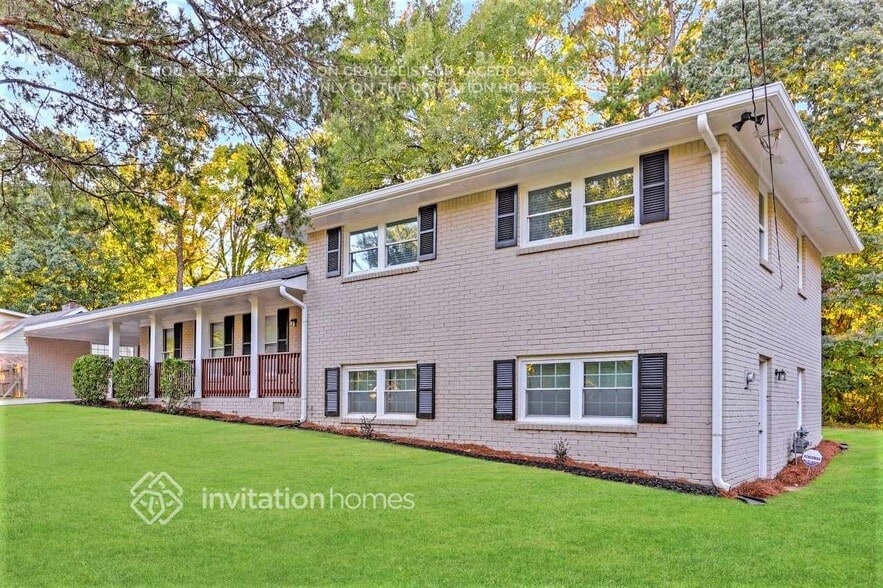 Building Photo - 2917 Chukar Trail