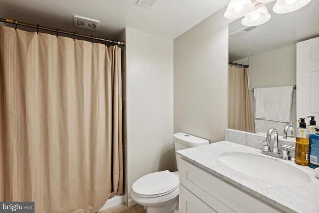 Building Photo - 9168 Stonegarden Dr