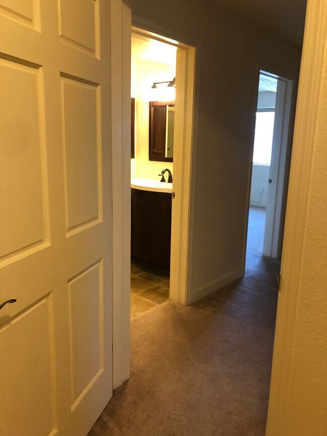Building Photo - Luxury East Medford Home with 4 Bedrooms, 2 Bonus Rooms & Dual Living Areas