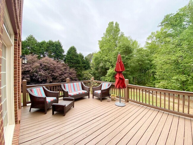 Building Photo - Beautiful Oconee County Home in Old Waverly