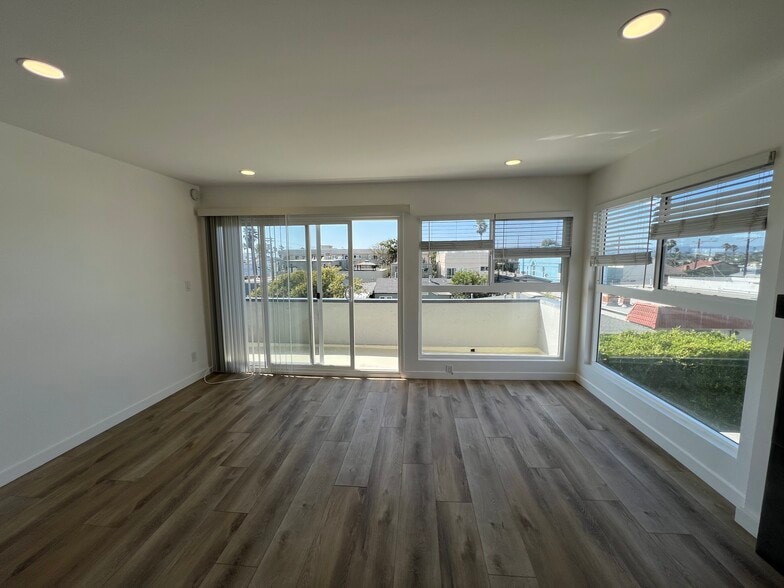Building Photo - 20 29th Ave