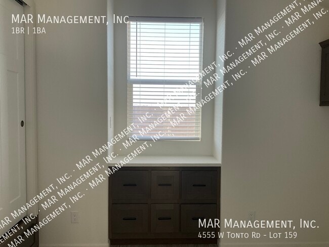 Building Photo - 4555 W Tonto Rd