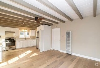 Building Photo - 225 Marguerite Ave