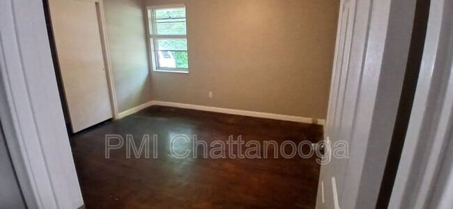 Building Photo - 3705 Crestview Pl