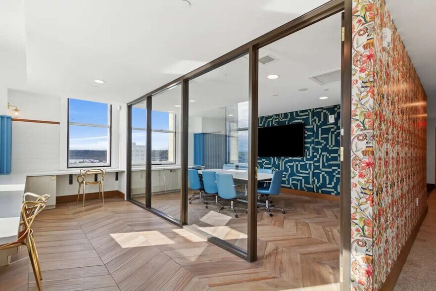 Building Photo - 9-JAN-JAN E 4th St