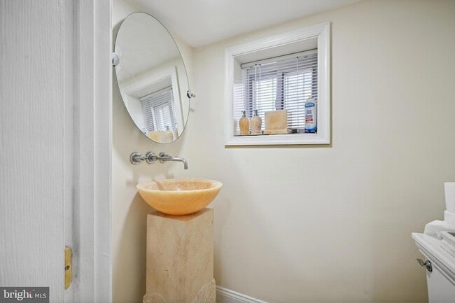 Building Photo - 4221 16th St NW