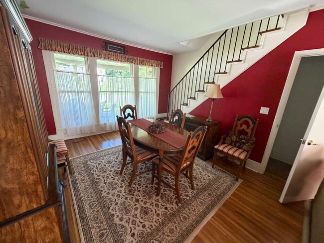 Building Photo - *Very Spacious 3-Bedroom Apartment Available Now in LeRoy!*