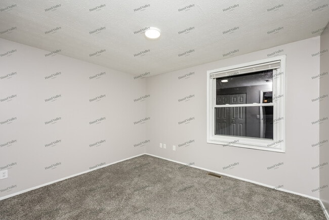 Building Photo - 10257 Chippenham Ct