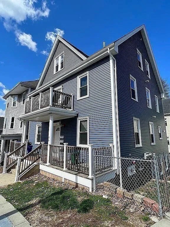 Building Photo - 89 Wachusett St