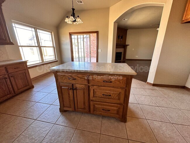 Building Photo - 13201 SW 2nd Terrace