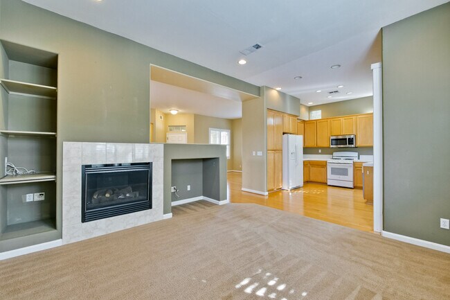 Building Photo - 443 Farrel Ct