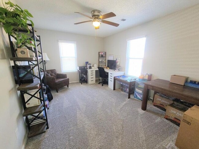 Building Photo - 1288 Nesbitt Dr