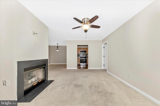 Building Photo - 13205 Cloppers Mill Dr