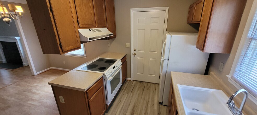 Building Photo - 116 Arcaro Dr