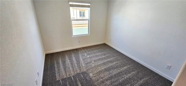 Building Photo - 915 Violet Heron St