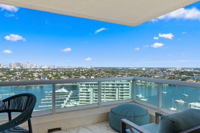 Building Photo - 101 S Fort Lauderdale Beach Blvd
