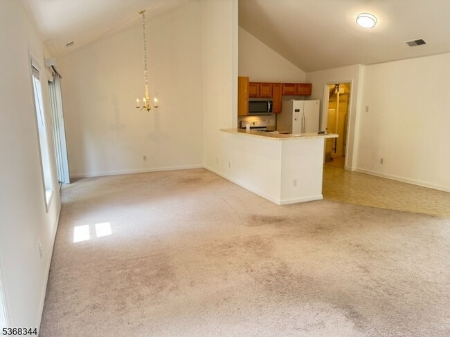Primary Photo - 24 Bourne Cir