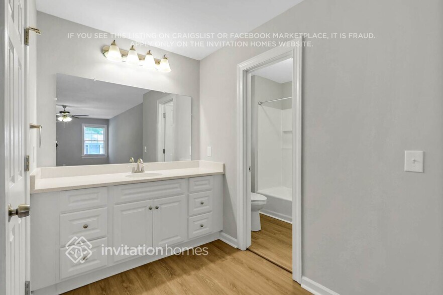 Building Photo - 3801 Northlake Creek Dr