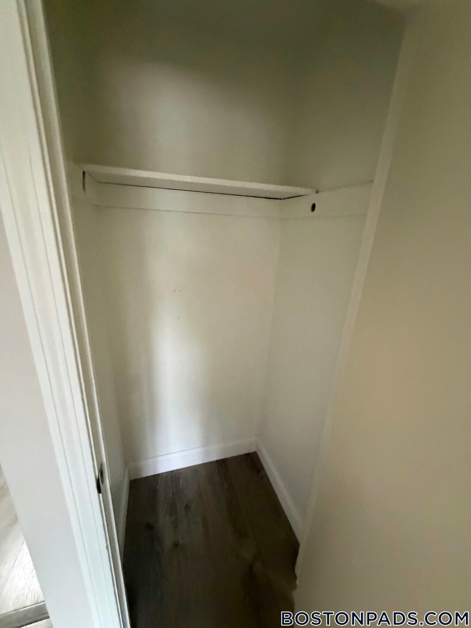 Building Photo - 71 Bernier St