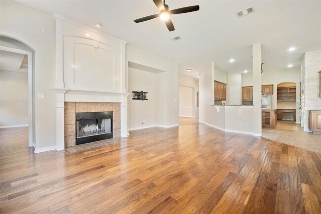Building Photo - 15913 Spillman Ranch Loop