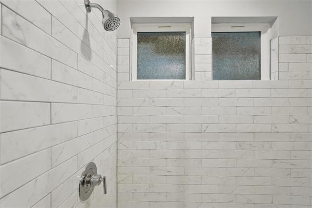 Building Photo - 8338 Martinique Mews