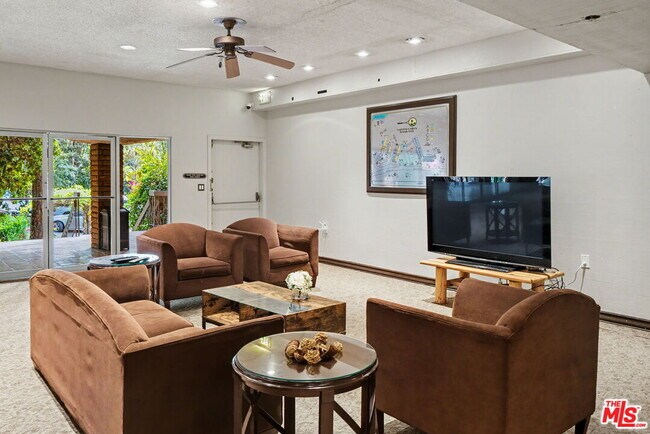 Building Photo - 2700 Cahuenga Blvd