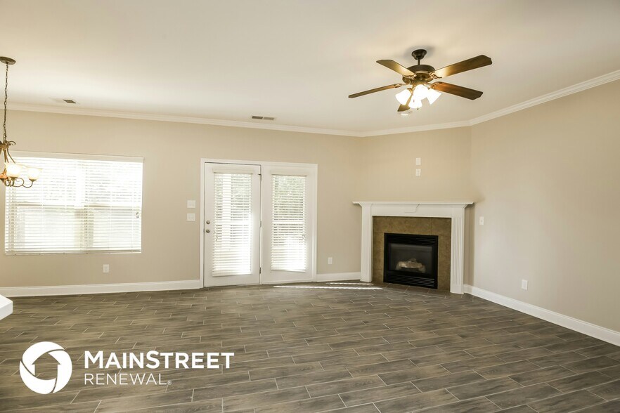 Building Photo - 4715 Sweet Water Dr