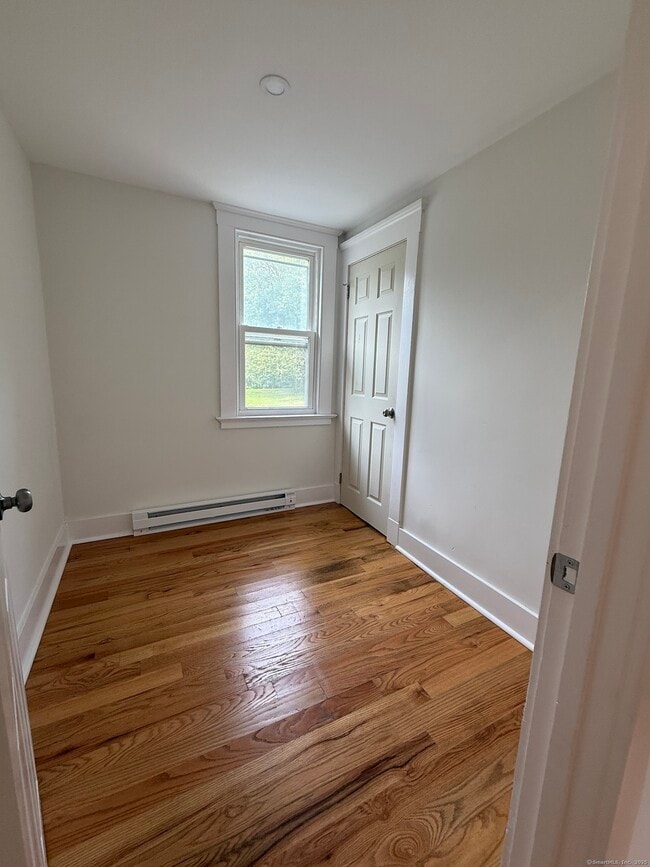 Building Photo - 30 Olds St