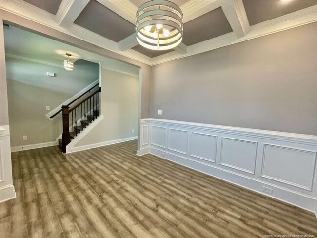 Building Photo - 5344 Debut Ave