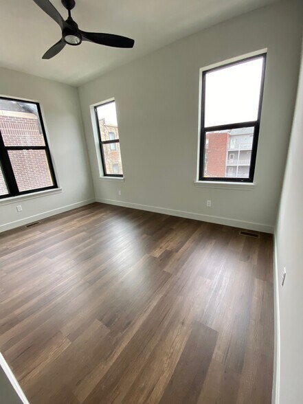 Building Photo - 361 N Boyle Ave