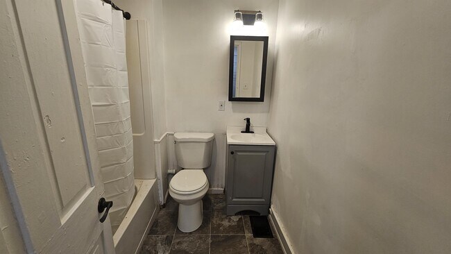 Building Photo - 415 Harrison Ave