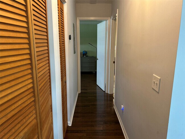 Building Photo - 3601 S Ocean Blvd