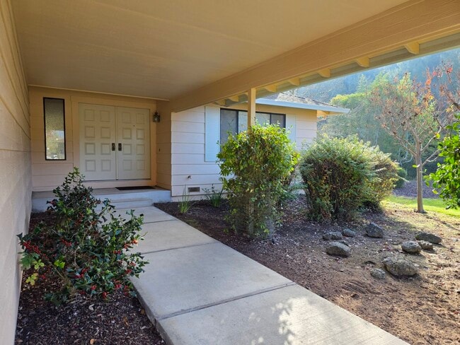 Building Photo - 6336 Stone Bridge Rd