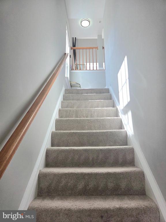 Building Photo - 1604 Post Oak Dr