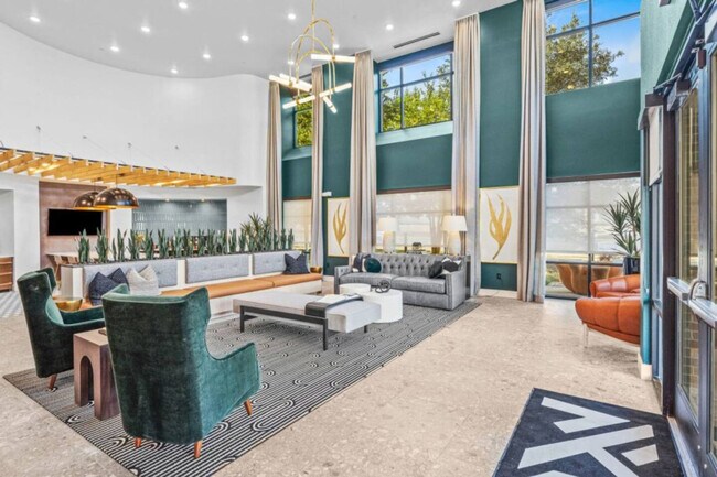 Building Photo - 8122 Midtown Blvd