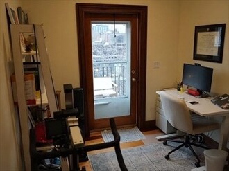 Building Photo - 11 Milford St