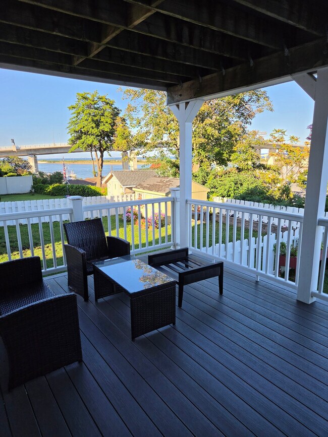 Building Photo - 42 Oceanview Ave