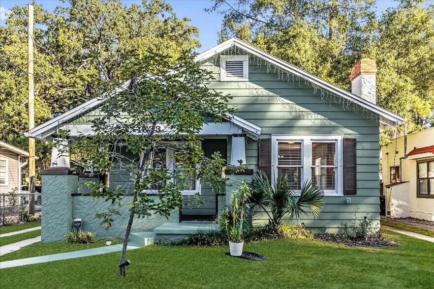 Primary Photo - 1633 E Concord St